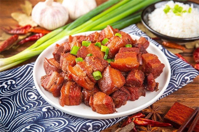 高血压、吃肉、饮食、红烧肉-康兴医疗器械官网
